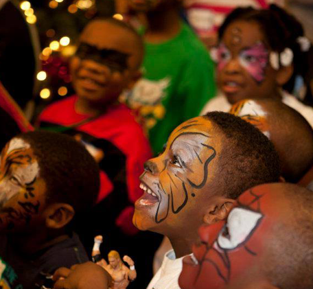 kids with face painted